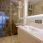 Apartament Centre - 5 Min A Pied Du Palais Des Festivals & Des Plages - Terrasse 30m2 Apercu - Gray D'albion *